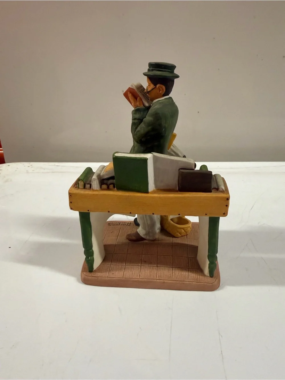 Vintage Norman Rockwell Figurine Danbury Mint The Bookworm Series II 1980